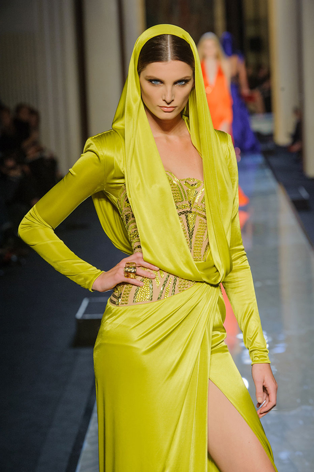 Неделя высокой моды в Париже: Atelier Versace, весна 2014 (фото 8)