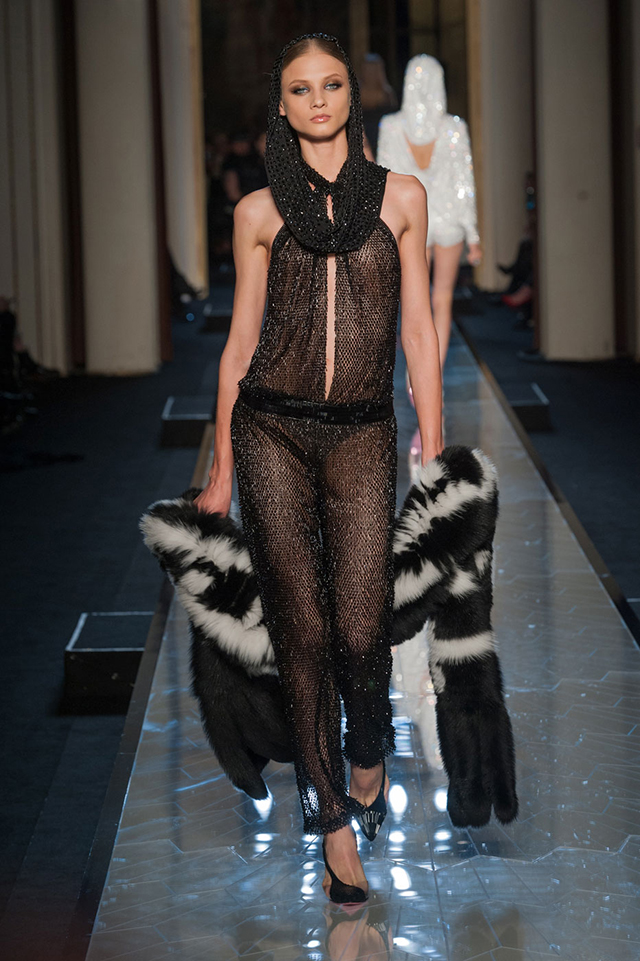 Неделя высокой моды в Париже: Atelier Versace, весна 2014 (фото 10)