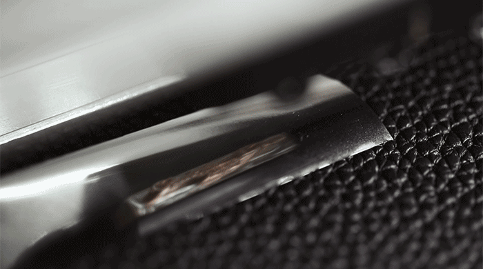 Волшебство в действии: как создаются сумки DiorEver