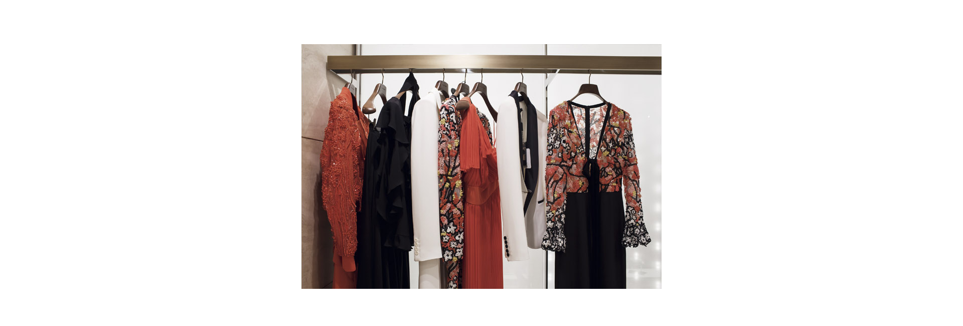 Эли Сааб: «В жизни каждой женщины наступит день, когда она захочет надеть мое платье» (фото 4)