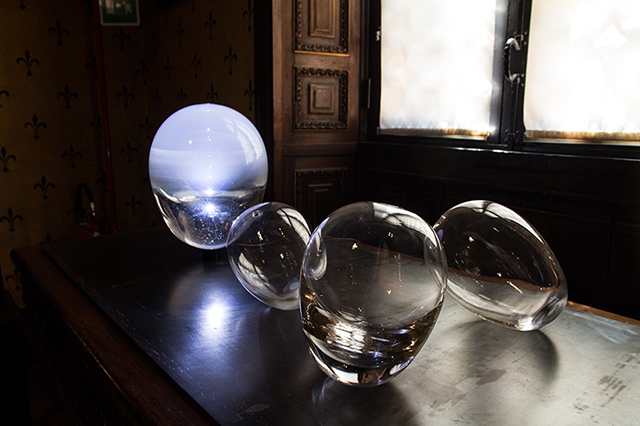 Cтеклянная коллекция домашнего декора от UUfie и Jeff Goodman Studio (фото 1)