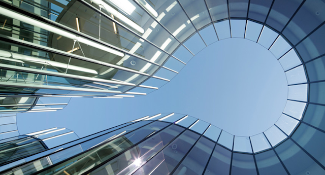 Стеклянная медиатека во Франции по проекту Archi5 (фото 1)