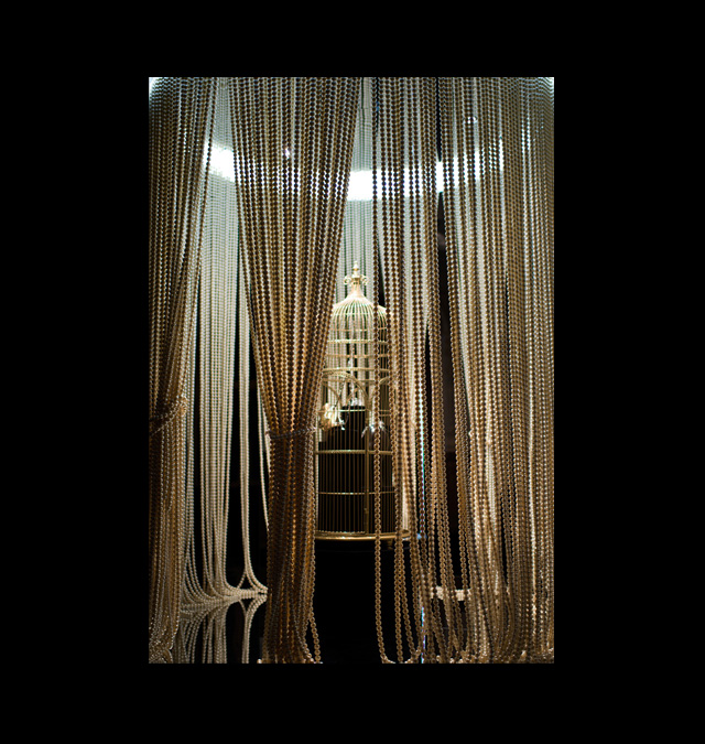 Страна чудес: путешествие по выставке Chanel Numéros Privés (фото 1)