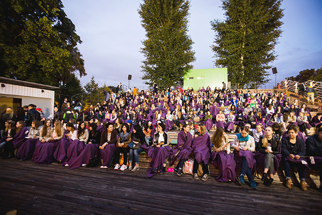 Луи Гаррель на премьере фильма "Ревность" в кинотеатре "Пионер" (фото 8)
