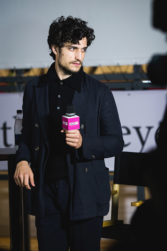 Луи Гаррель на премьере фильма "Ревность" в кинотеатре "Пионер" (фото 5)