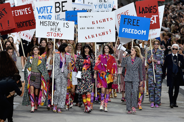 Гости показа Chanel, весна-лето 2015 (фото 19)
