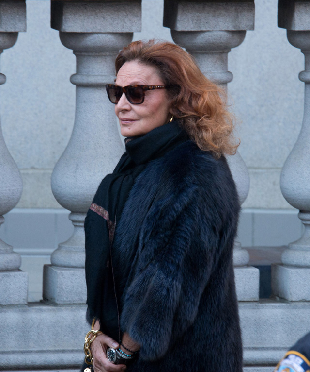 Анна Винтур, Энни Лейбовиц и другие простились с Оскаром де ла Рентой (фото 10)