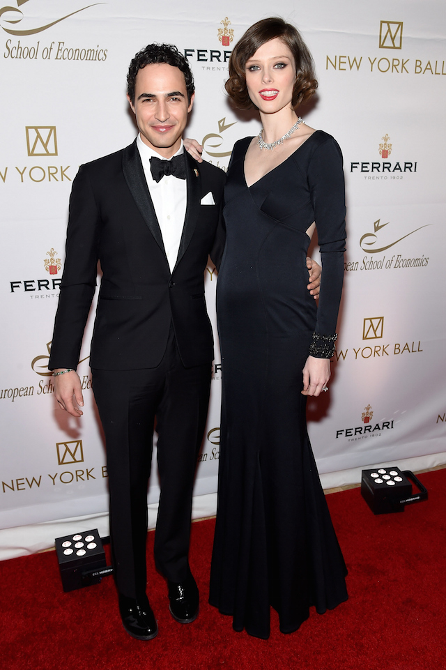 Зак Позен и Коко Роша Бал в честь 20-летия European School of Economics в Нью-Йорке (фото 4)