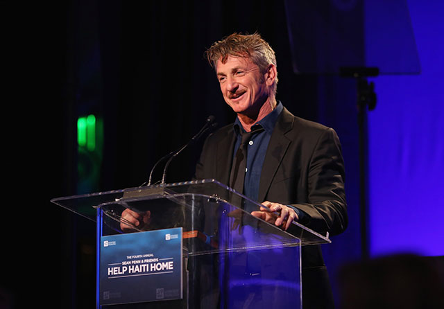 Благотворительный вечер Шона Пенна в Лос-Анджелесе (фото 2)