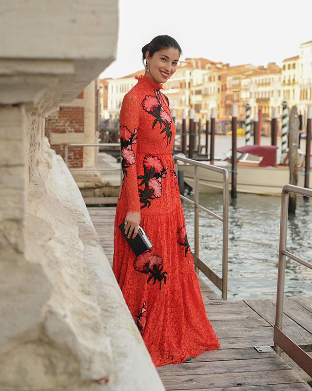 Кэролайн Исса Гости ужина Mytheresa.com и Erdem в Венеции (фото 4)