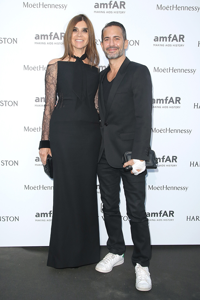 Карин Ройтфельд и Марк Джейкобс Гости вечера amfAR-2015 в Париже (фото 4)
