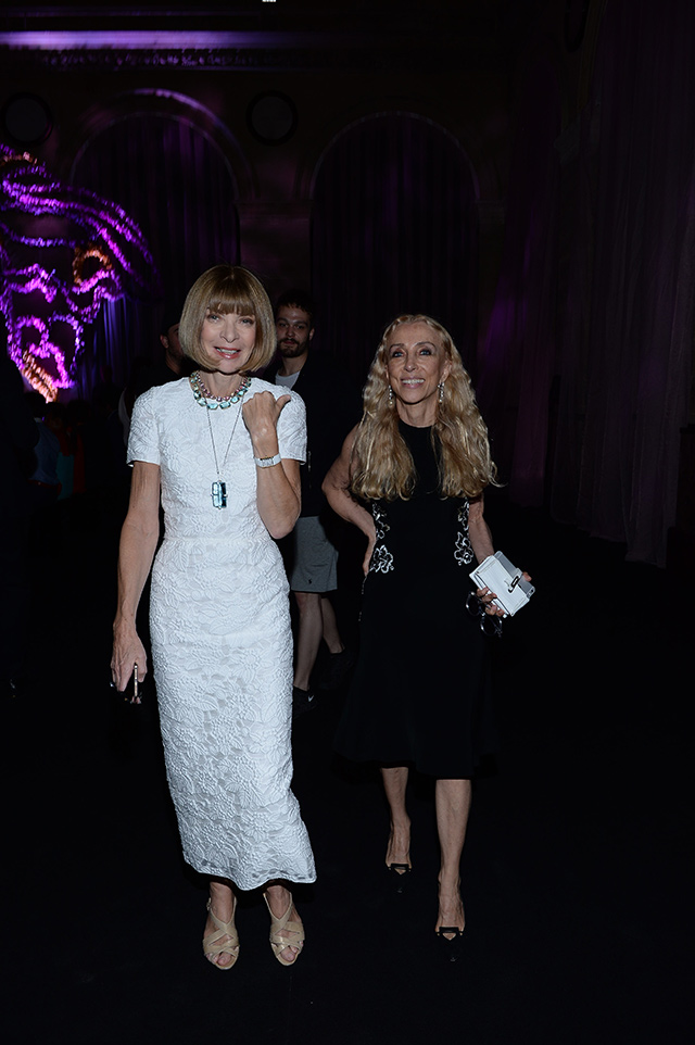 Неделя высокой моды в Париже: гости показа Atelier Versace (фото 2)