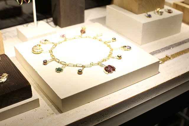 Коктейль в бутике Aurélie Bidermann (фото 10)