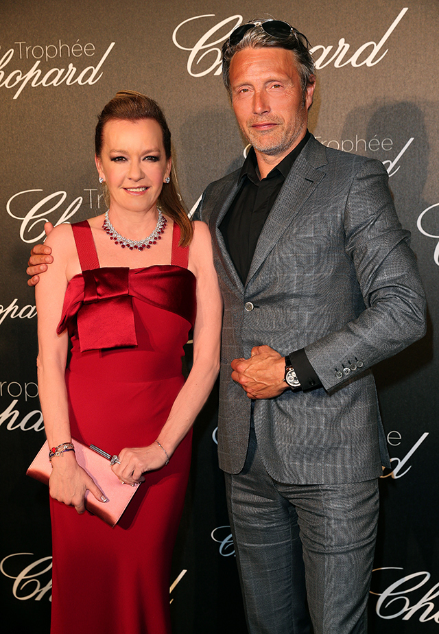 Каролина Шойфеле и Мадс Миккельсен Гости церемонии Trophée Chopard в Каннах (фото 11)