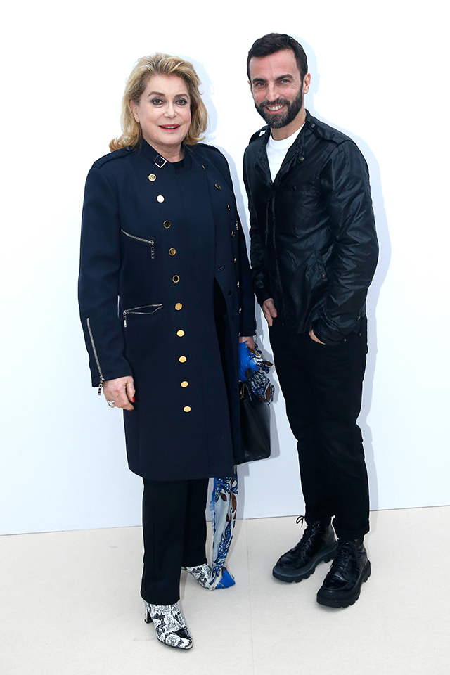 Гости показа Louis Vuitton в Париже (фото 4)