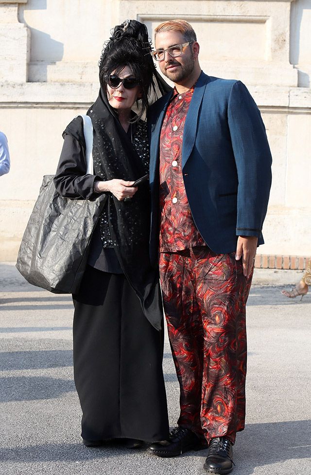 Диана Перне Открытие выставки Аззедина Алайи в Риме (фото 8)