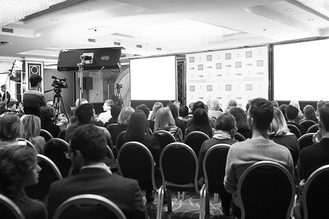 Наталья Водянова и фонд "Обнаженные сердца" провели public-talk об аутизме (фото 6)