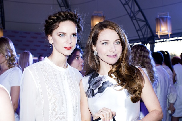 Ксения Князева и Екатерина Гусева ММКФ-2015: Вечеринка The Hollywood Reporter (фото 17)