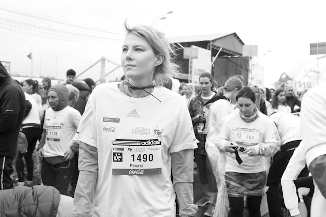 "Бегущие сердца": Наталья Водянова и другие участники сегодняшнего марафона (фото 2)