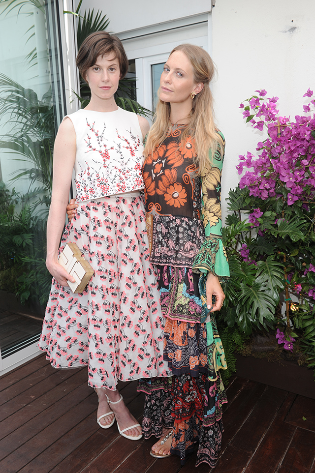 Элеттра Видеманн и Поппи Делевинь Презентация коллекции Chopard Palm Verte (фото 4)