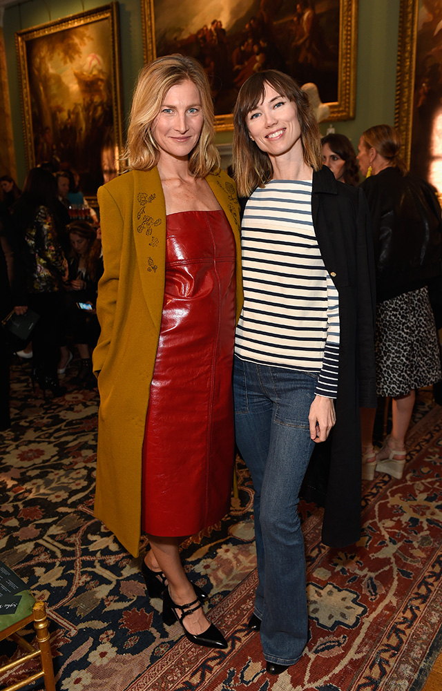 Элизабет фон Гуттман и Анна Зюрова Гости ужина Farfetch в Лондоне (фото 4)