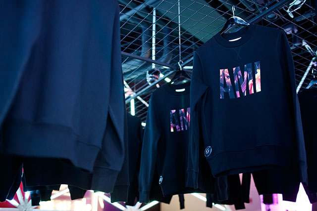 Презентация свитшота AMI в "Цветном" (фото 1)