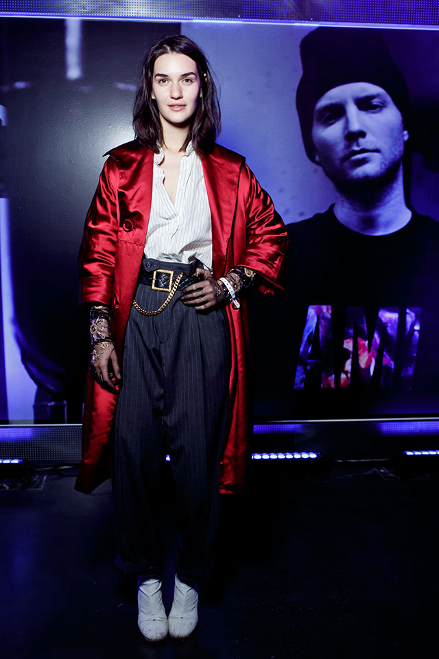 Мари Коберидзе Презентация свитшота AMI в "Цветном" (фото 3)