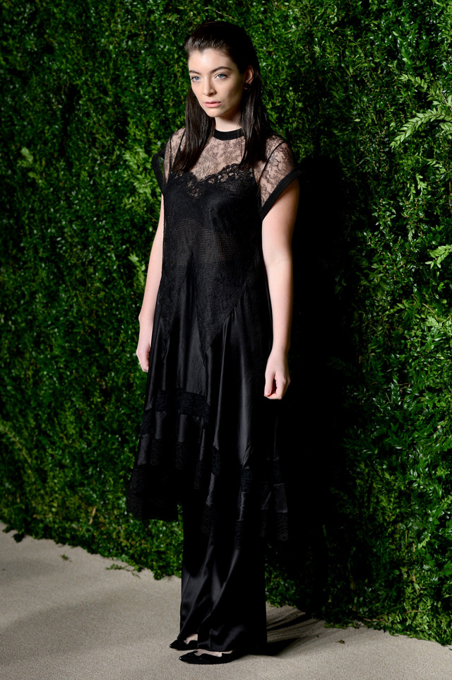 Lorde Церемония награждения премии CFDA/Vogue Fashion Fund Awards — 2015 (фото 3)