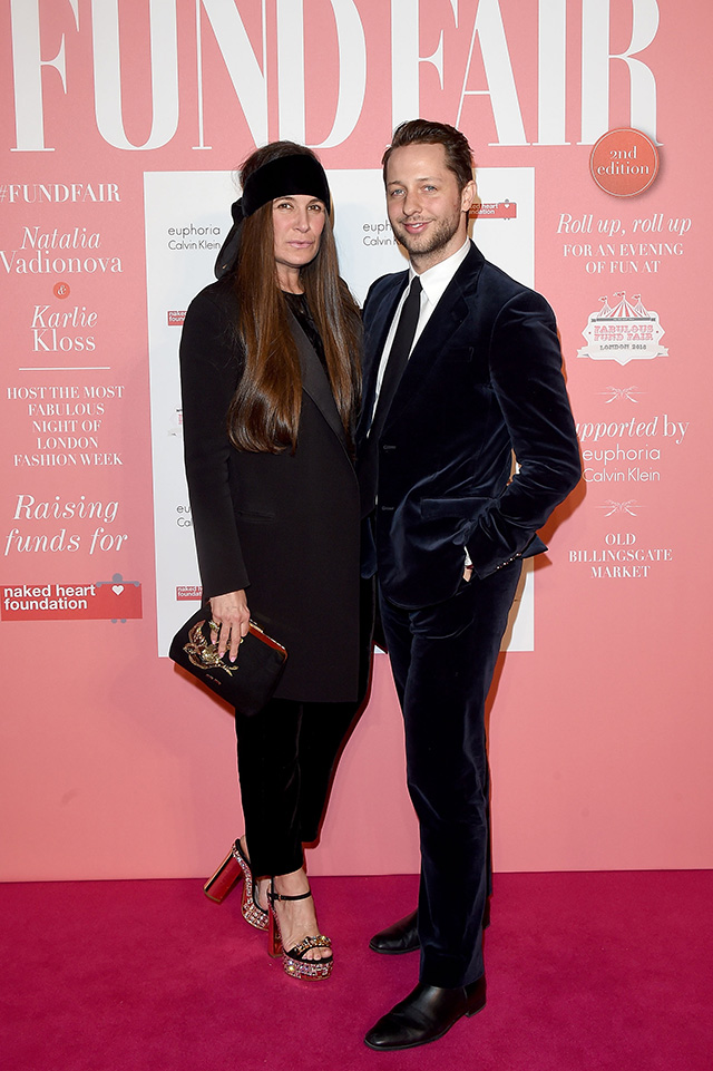 Элизабет Зальцман и Дерек Бласберг Гости благотворительного вечера Натальи Водяновой и Карли Клосс в Лондоне (фото 21)