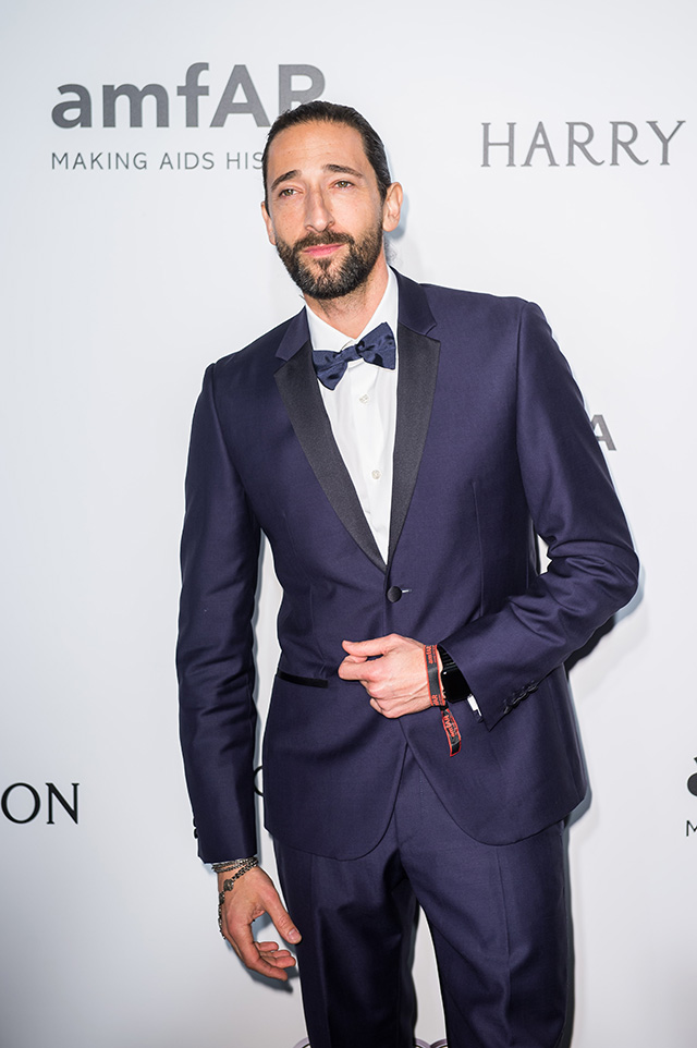 Ума Турман, Виктория Бекхэм и другие на гала-ужине amfAR (фото 3)