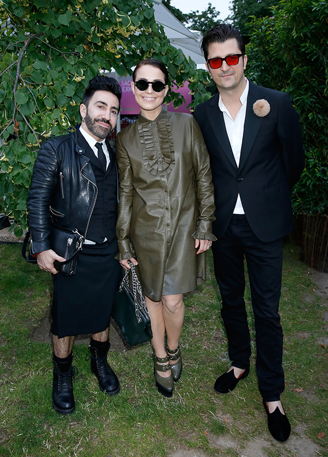 Джонни Кока и Нуми Рапас Гости вечеринки Serpentine Summer Party в Лондоне (фото 11)