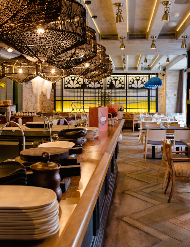 Елена Чекалова: "Если соединяешь кислоту с крепким бульоном, то в мозгу зажигается лампочка" (фото 1)