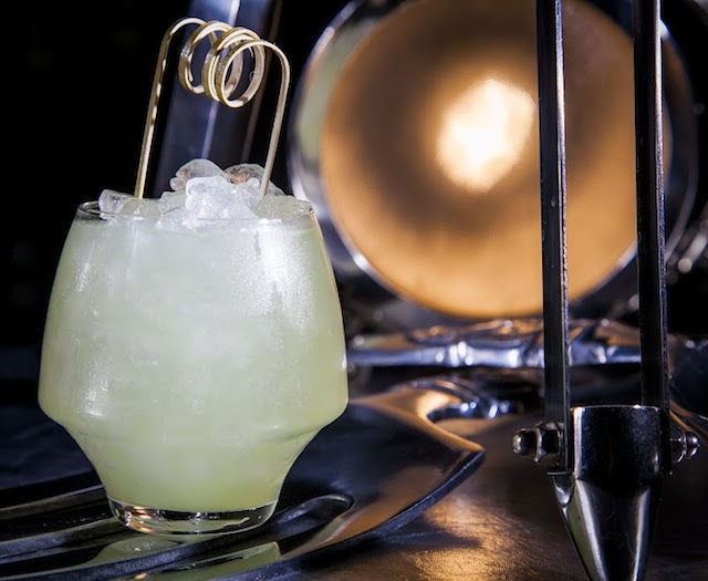 Хорошо сидим: обновленный гастробар "Никуда не едем" на Трехгорке (фото 1)