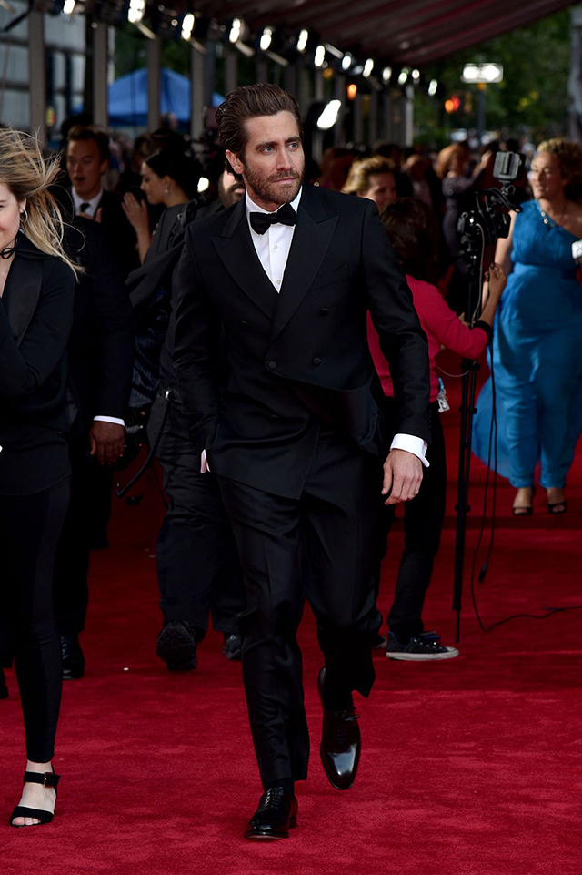 Джейк Джилленхол Церемония вручения премии Tony Awards — 2016 (фото 6)