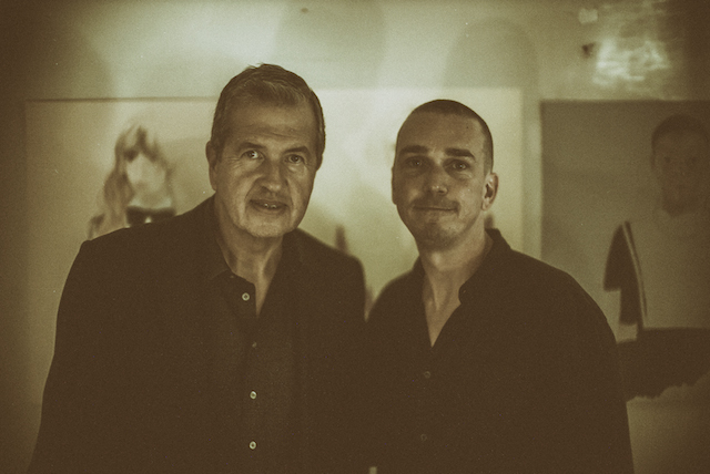 Презентация юбилейного номера журнала Document в Париже (фото 6)