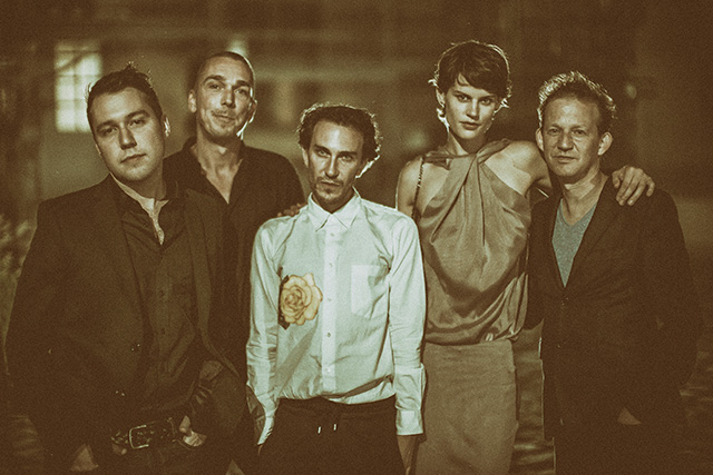 Презентация юбилейного номера журнала Document в Париже (фото 10)