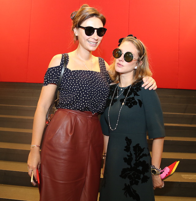 Дарья Веледеева и Алена Пенева Гости показа Dolce & Gabbana, весна-лето 2015 (фото 6)