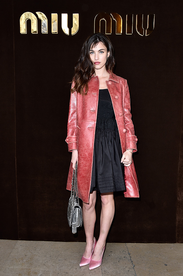 Гости показа Miu Miu в Париже (фото 14)