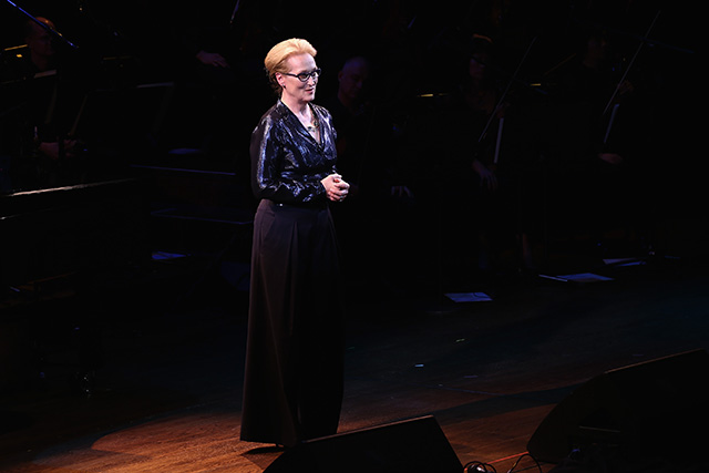 Мэрил Стрип Джордж Клуни и Мэрил Стрип на ежегодном благотворительном вечере (фото 1)