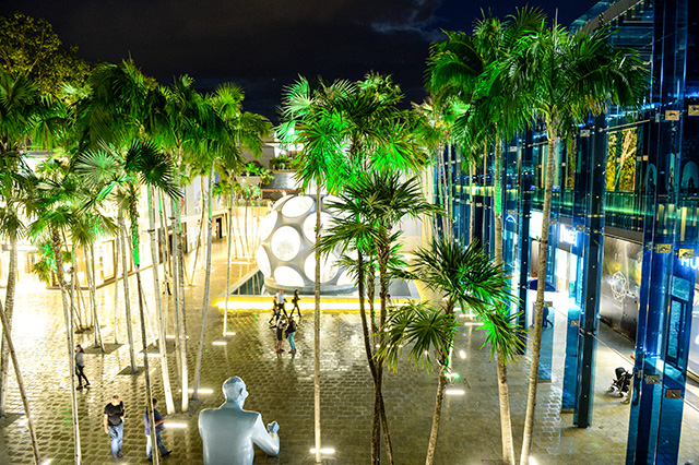 Коктейль журнала WSJ в честь Со Фудзимото в Майами (фото 8)