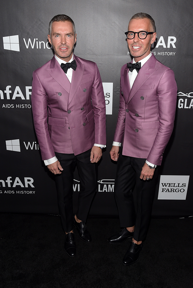 Дин и Дэн Кейтены Благотворительный вечер ассоциации amfAR в Лос-Анджелесе (фото 3)