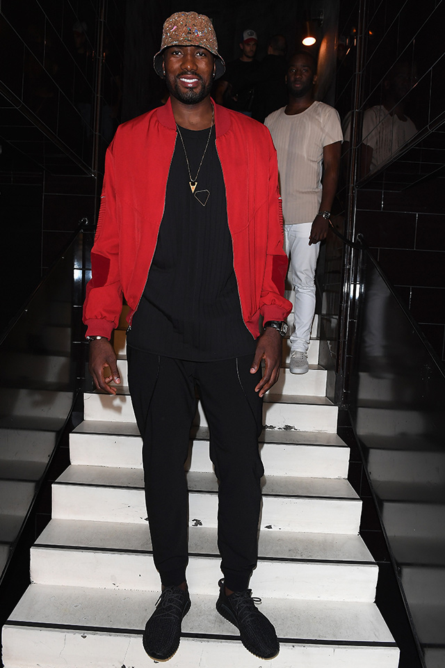 Серж Ибака Гости after-party показа Balmain в Париже (фото 7)