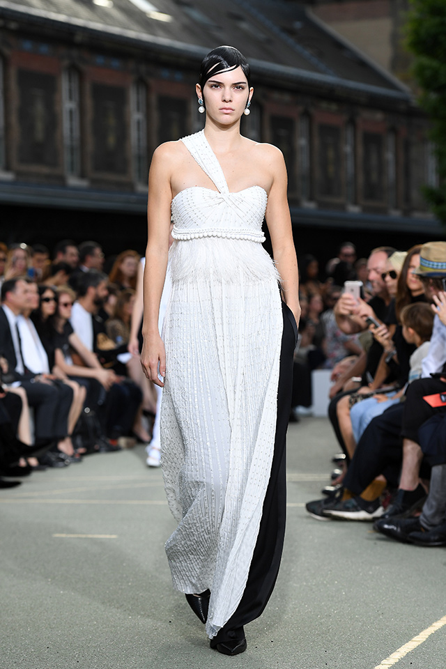 Гости показа Givenchy весна-лето 2017 (фото 3)