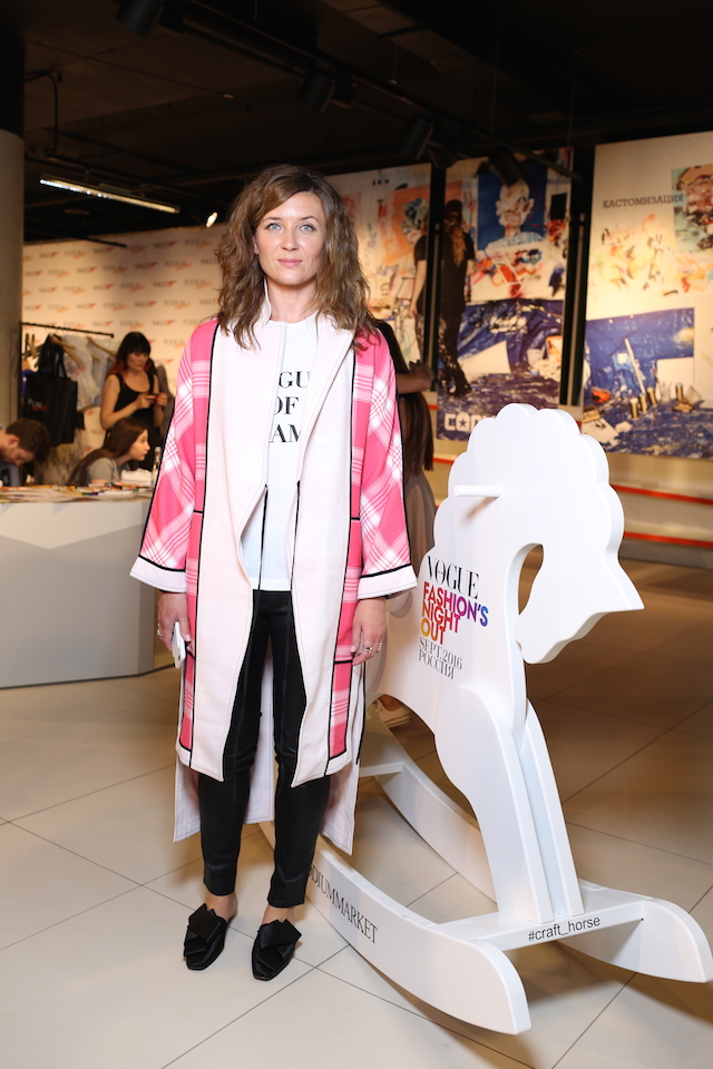 Vogue Fashion's Night Out — 2016: Podium Market (фото 2)