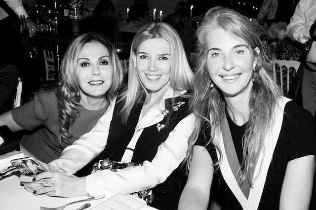 Открытие бутика Fendi и выставка бренда в ММОМА (фото 30)