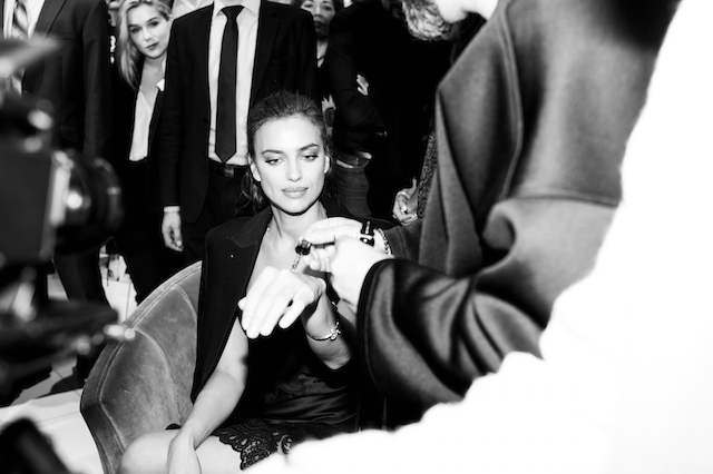 Ирина Шейк Vogue Fashion’s Night Out — 2016: ЦУМ (фото 1)