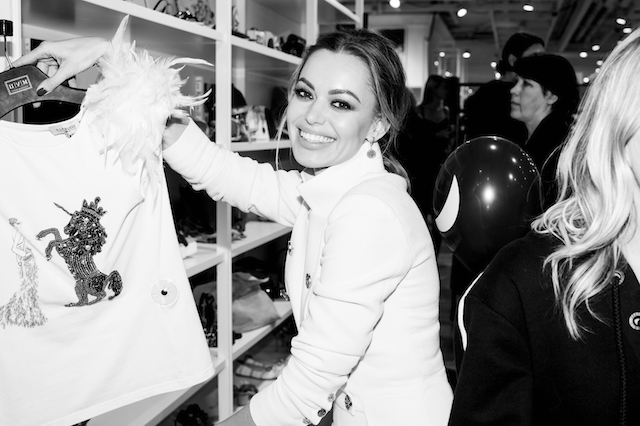 Анастасия Романцова Vogue Fashion’s Night Out — 2016: ЦУМ (фото 10)