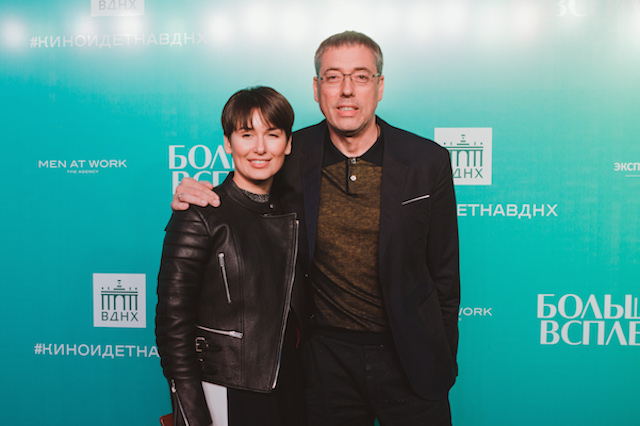 Алина и Максим Каширины Открытие летнего кинотеатра на ВДНХ (фото 5)