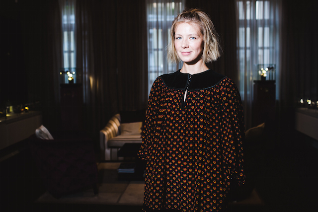 Вика Газинская Гости ужина La Mer в День океана (фото 6)