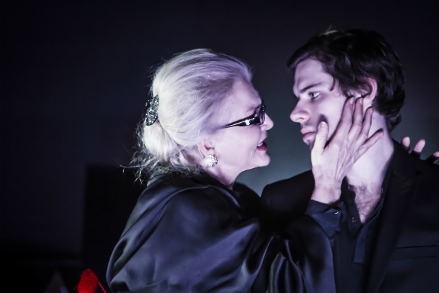 Утрачиваем иллюзии: "Обыкновенная история" Кирилла Серебренникова (фото 2)